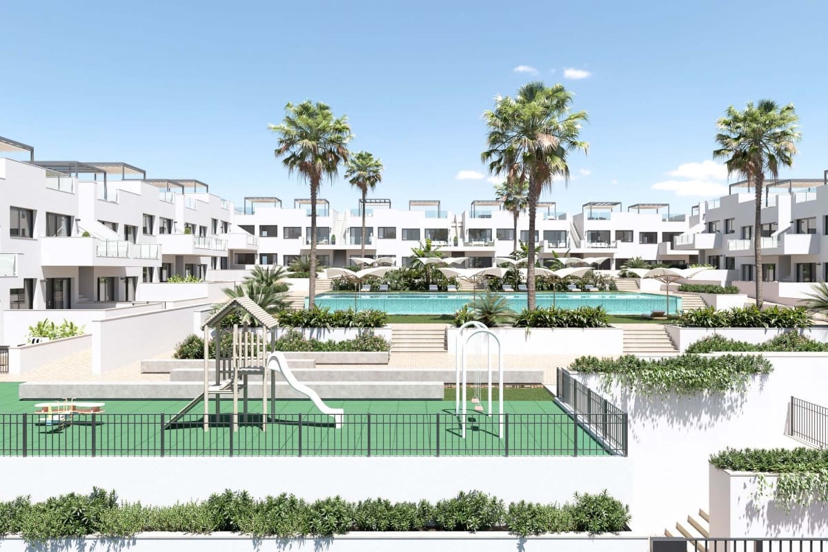 2 camera da letto Bungalow in vendita in Torrevieja con piscina garage - 299.900 € (Rif: 9918136)