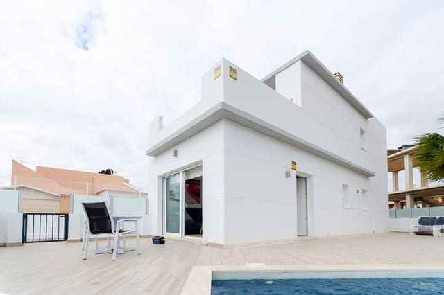 3 soverom Villa til salgs i El Chaparral - La Siesta - La Torreta, Torrevieja med svømmebasseng - € 424 000 (Ref: 9918137)