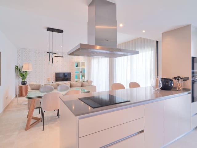 Apartamento de 2 habitaciones en La Alquería, Estepona en venta con piscina - 720.000 € (Ref: 9918153)