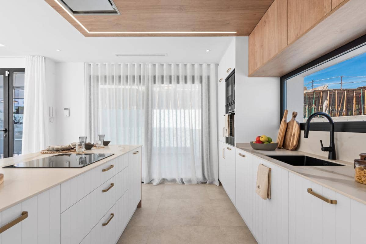 3 soveværelse Villa til salg i Polop med swimmingpool garage - € 755.000 (Ref: 9918187)