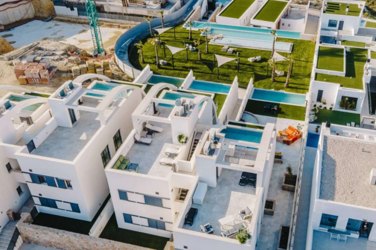 4 bedroom Apartment for sale in Rojales with pool - € 599,000 (Ref: 9918203)