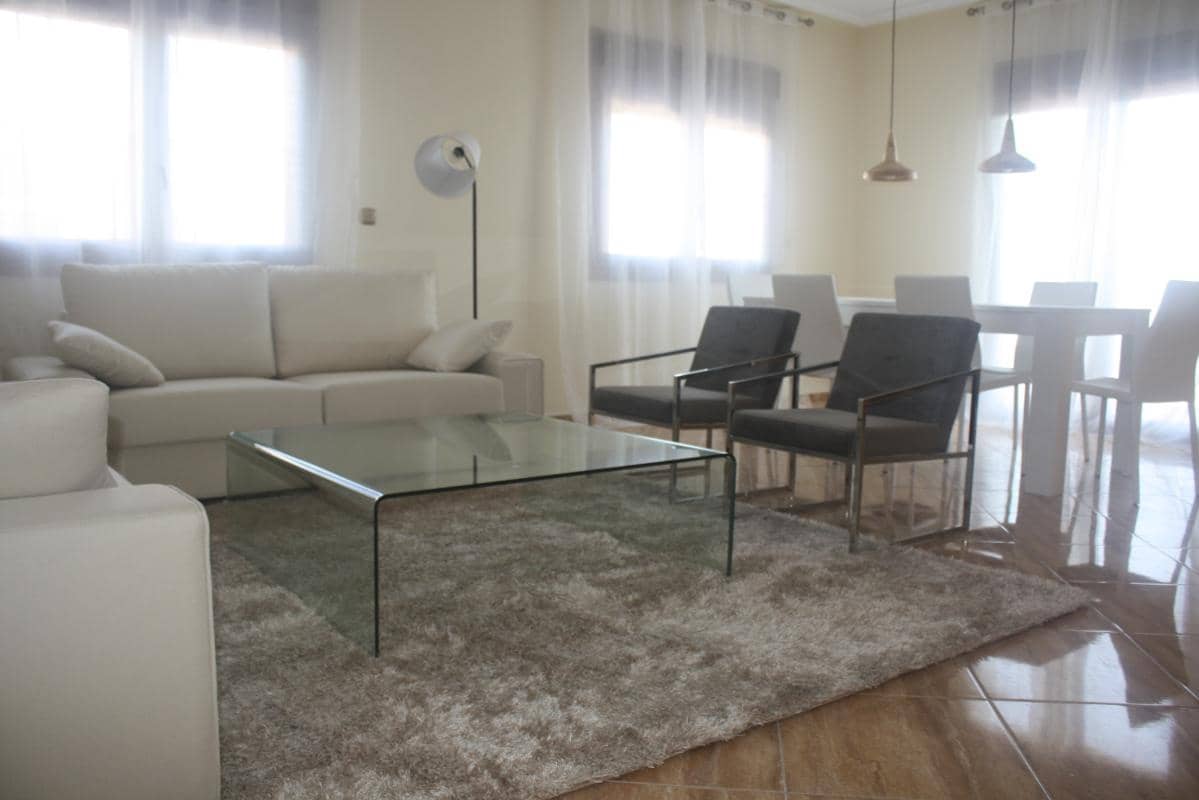 3 camera da letto Villa in vendita in Torrevieja con piscina garage - 550.000 € (Rif: 9918210)