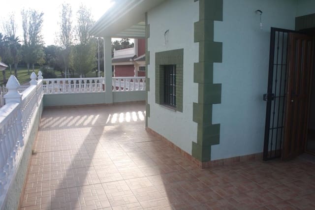 3 bedroom Villa for sale in Los Balcones - Los Altos, Torrevieja with pool garage - € 550,000 (Ref: 9918210)