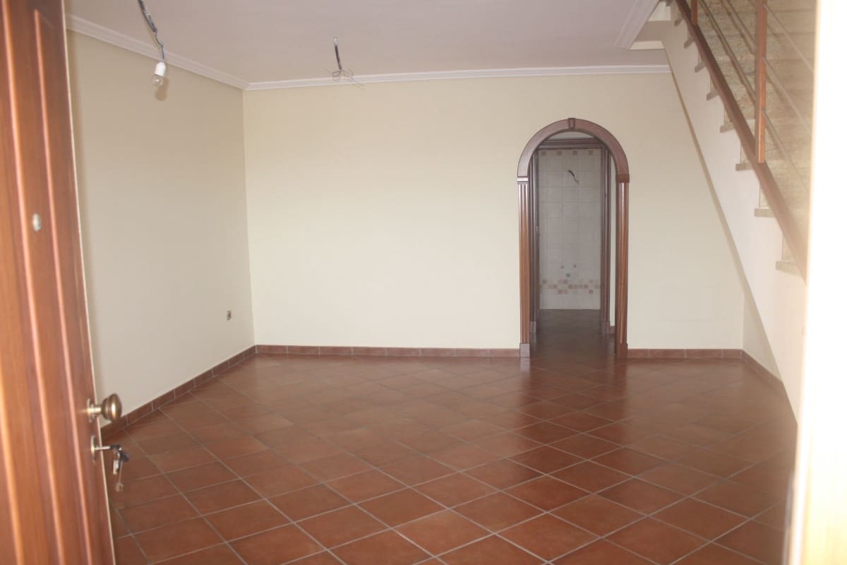 2 bedroom Townhouse for sale in Torrevieja with pool garage - € 330,000 (Ref: 9918211)