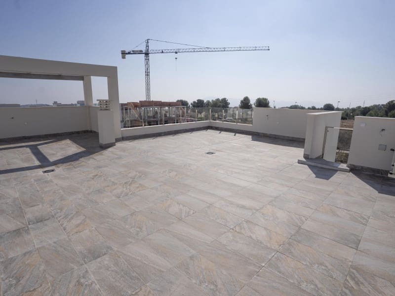 3 bedroom Villa for sale in Polop with pool - € 620,000 (Ref: 9918219)