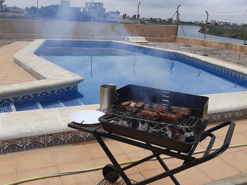 Chalet de 3 habitaciones en La Manga del Mar Menor en venta con piscina garaje - 780.000 € (Ref: 9918233)