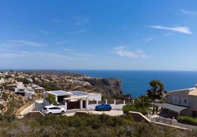3 bedroom Villa for sale in Cumbre del Sol, Benitachell / Benitatxell with pool - € 2,450,000 (Ref: 9918236)
