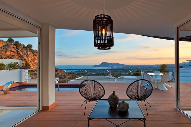 4 slaapkamer Villa te koop in Alhama Springs, Altea met zwembad garage - € 2.146.000 (Ref: 9918237)