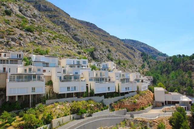4 slaapkamer Villa te koop in Alhama Springs, Altea met zwembad garage - € 2.146.000 (Ref: 9918237)