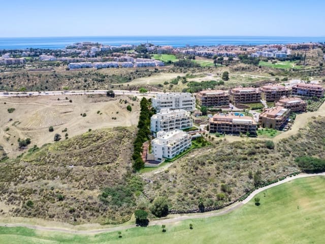 2 bedroom Apartment for sale in La Cala de Mijas, Mijas with pool garage - € 352,430 (Ref: 9918243)