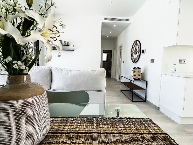 3 bedroom Villa for sale in Pilar de la Horadada with pool - € 422,500 (Ref: 9918246)