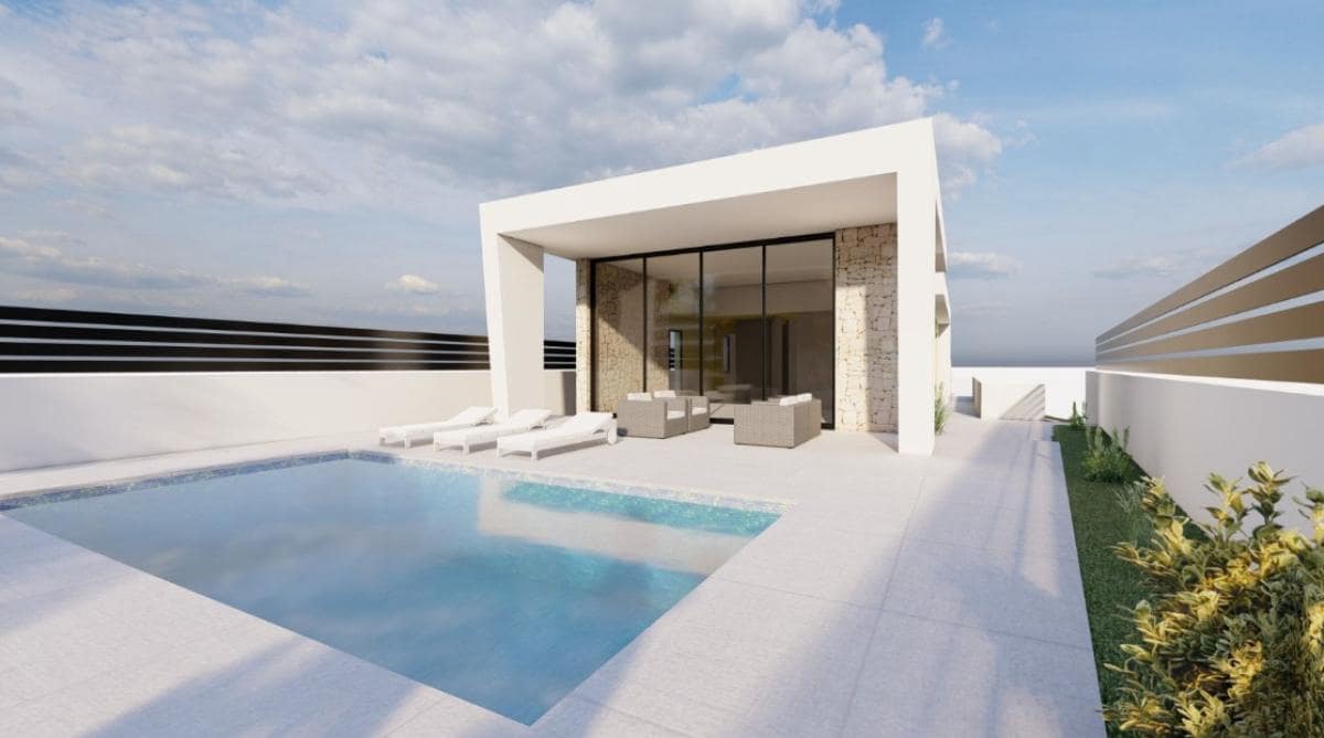 3 makuuhuone Huvila myytävänä paikassa Torrevieja mukana uima-altaan - 700 000 € (Ref: 9918247)
