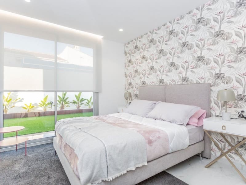 3 makuuhuone Huvila myytävänä paikassa Torrevieja mukana uima-altaan - 700 000 € (Ref: 9918247)