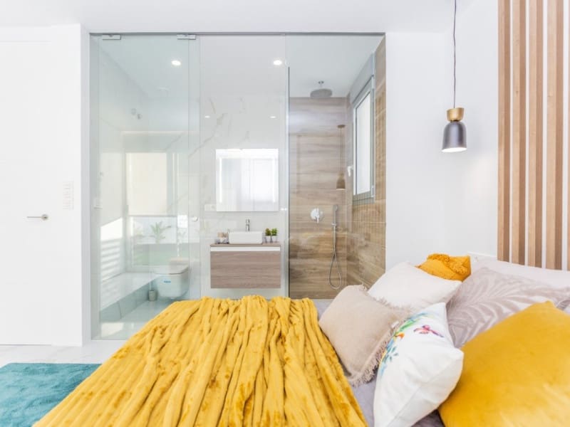 3 makuuhuone Huvila myytävänä paikassa Torrevieja mukana uima-altaan - 700 000 € (Ref: 9918247)