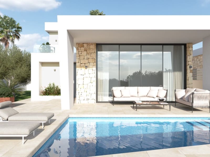 3 bedroom Villa for sale in Torrevieja with pool - € 700,000 (Ref: 9918247)