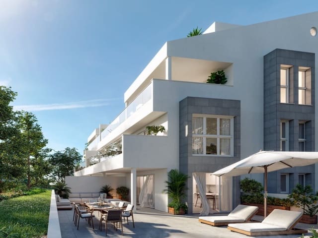 3 bedroom Apartment for sale in Zona Centro Comercial Torrequebrada, Benalmádena with pool garage - € 680,000 (Ref: 9918256)