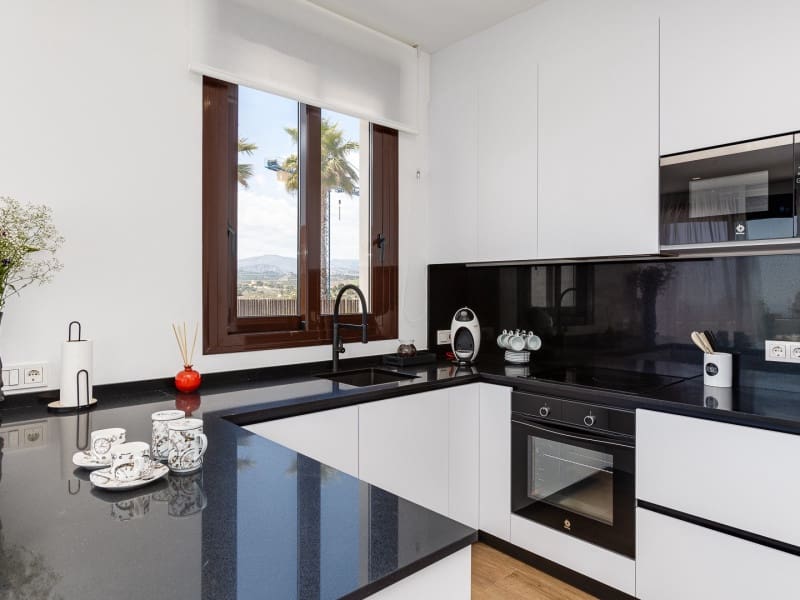 Chalet de 3 habitaciones en Finestrat en venta con piscina - 635.000 € (Ref: 9918266)