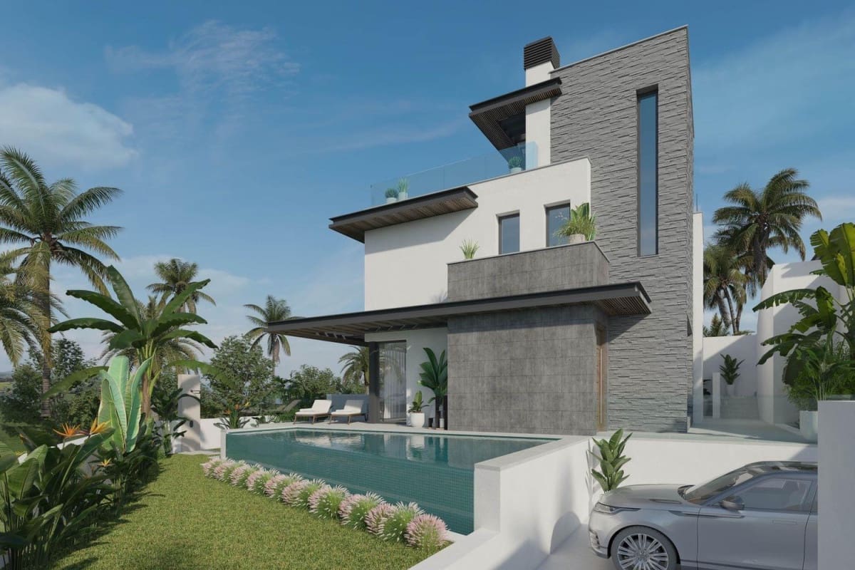 3 sovrum Villa till salu i La Cala de Mijas med pool - 1 889 000 € (Ref: 9918398)