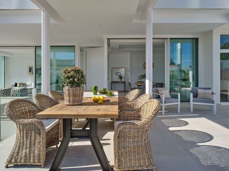 3 sypialnia Willa na sprzedaż w Marbella z basenem garażem - 1 950 000 € (Ref: 9918408)
