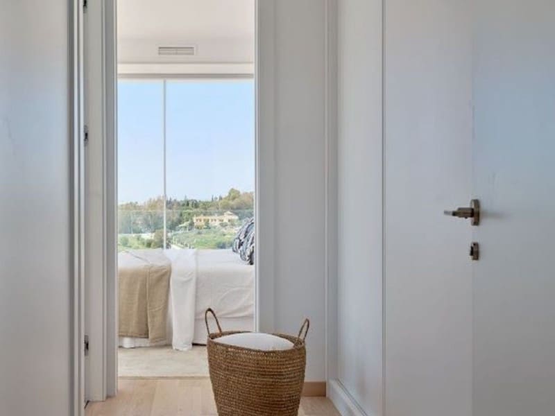 3 sypialnia Willa na sprzedaż w Marbella z basenem garażem - 1 950 000 € (Ref: 9918408)