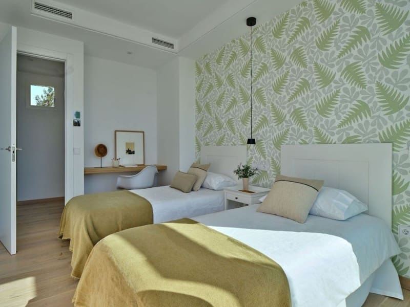 3 sypialnia Willa na sprzedaż w Marbella z basenem garażem - 1 950 000 € (Ref: 9918408)