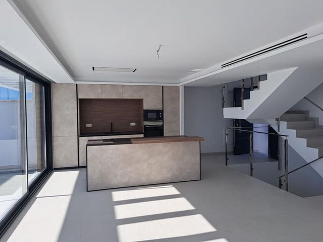 3 sypialnia Willa na sprzedaż w Nueva Nerja, Nerja z basenem - 1 145 000 € (Ref: 9918433)
