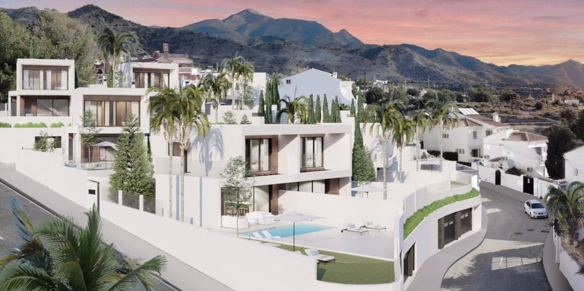 Chalet de 3 habitaciones en Nerja en venta con piscina - 1.145.000 € (Ref: 9918433)