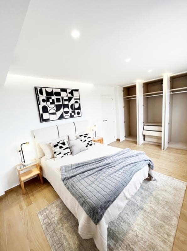 Casa de 3 habitaciones en Algorfa en venta con piscina - 473.000 € (Ref: 9918450)