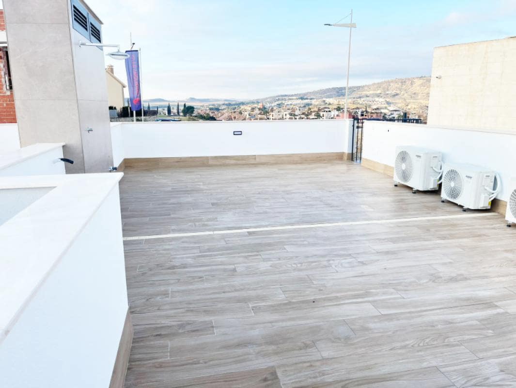 Casa de 3 habitaciones en Algorfa en venta con piscina - 473.000 € (Ref: 9918450)