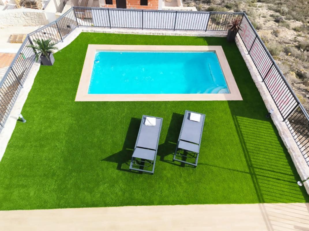 Casa de 3 habitaciones en Algorfa en venta con piscina - 473.000 € (Ref: 9918450)
