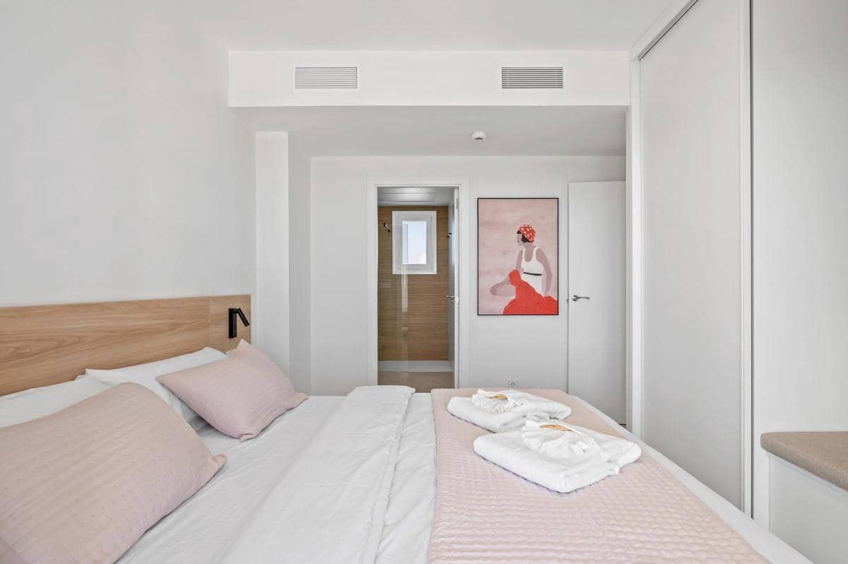 3 bedroom Apartment for sale in Los Alcazares with pool - € 359,900 (Ref: 9918457)