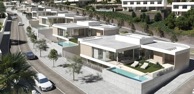 4 bedroom Villa for sale in Guadalobón, Estepona with pool garage - € 1,625,000 (Ref: 9918470)
