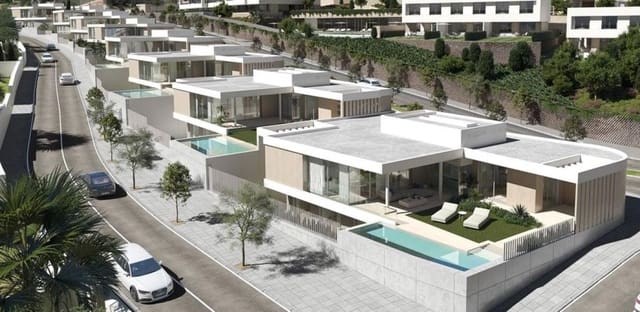 4 bedroom Villa for sale in Guadalobón, Estepona with pool garage - € 1,625,000 (Ref: 9918470)