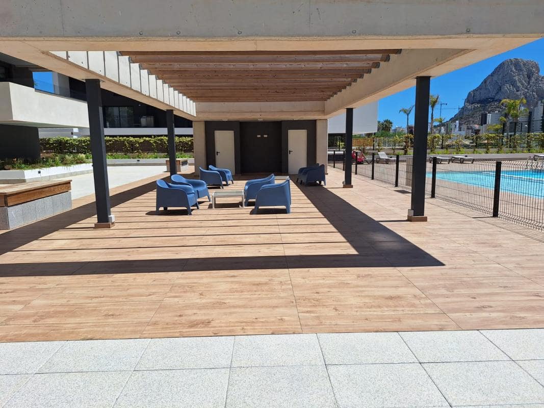 2 bedroom Apartment for sale in Calpe / Calp with pool - € 539,000 (Ref: 9918492)