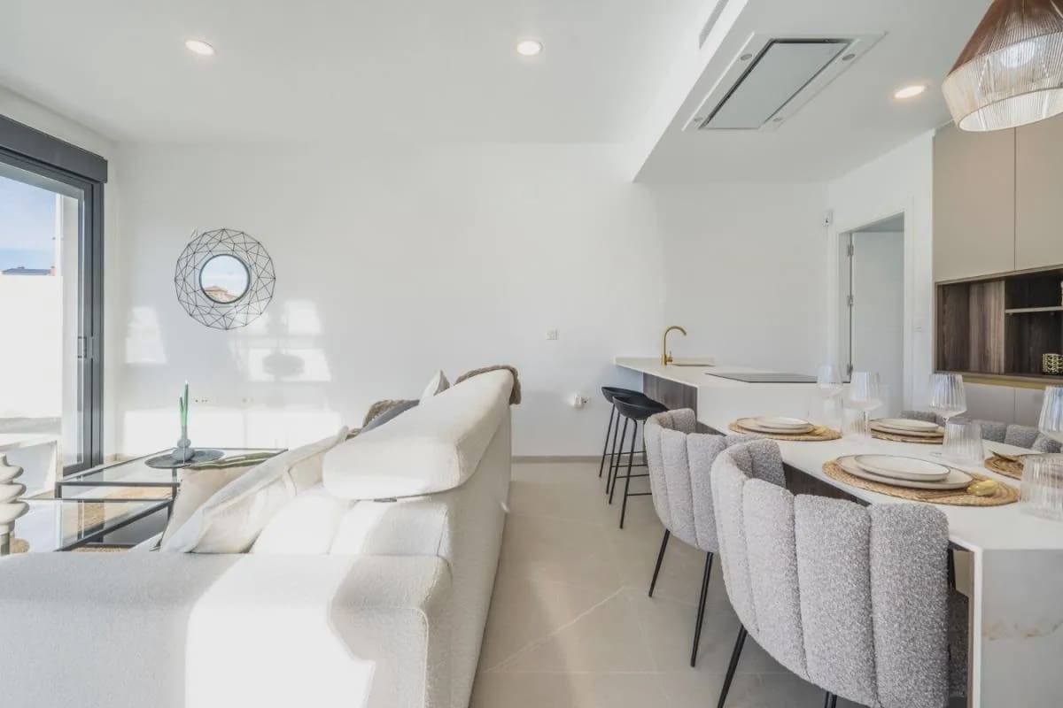 3 bedroom Villa for sale in Roldan with pool - € 415,950 (Ref: 9918505)