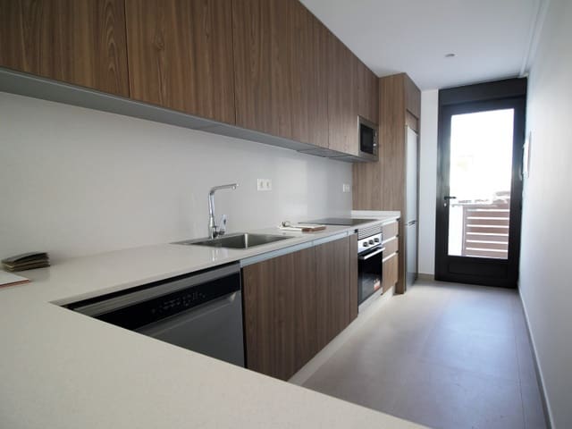3 soveværelse Byhus til salg i Pilar de la Horadada ciudad, Pilar de la Horadada med swimmingpool - € 354.900 (Ref: 9918523)