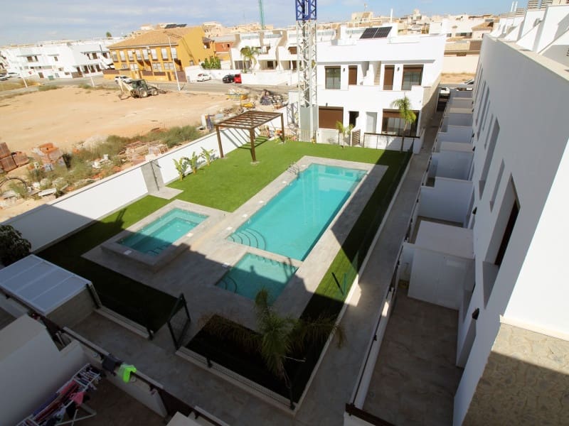 3 bedroom Townhouse for sale in Pilar de la Horadada with pool - € 354,900 (Ref: 9918523)