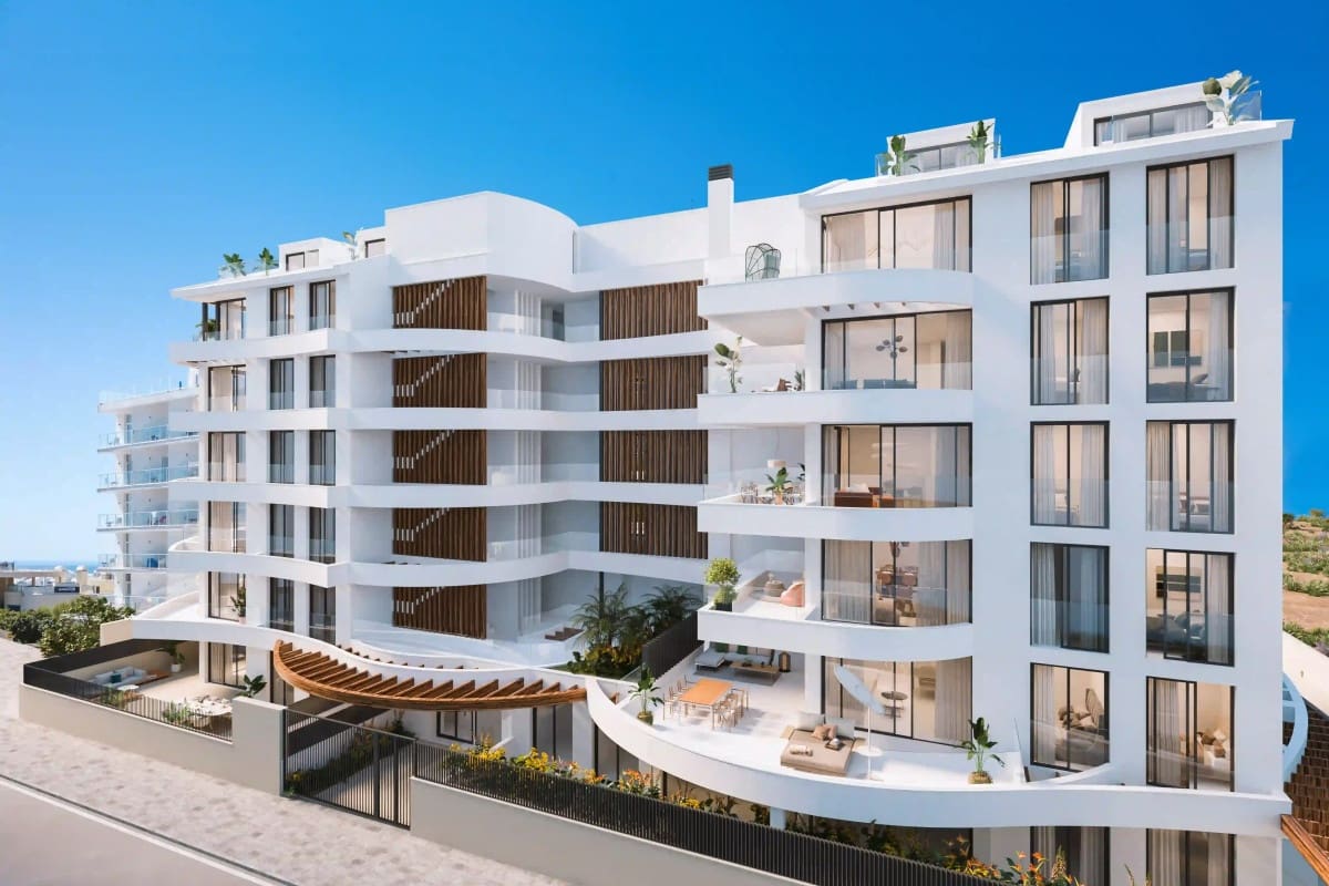 2 slaapkamer Appartement te koop in Benalmadena - € 998.000 (Ref: 9918531)