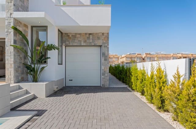 3 chambre Villa/Maison à vendre à Centro, Los Alcázares avec piscine - 479 951 € (Ref: 9920702)