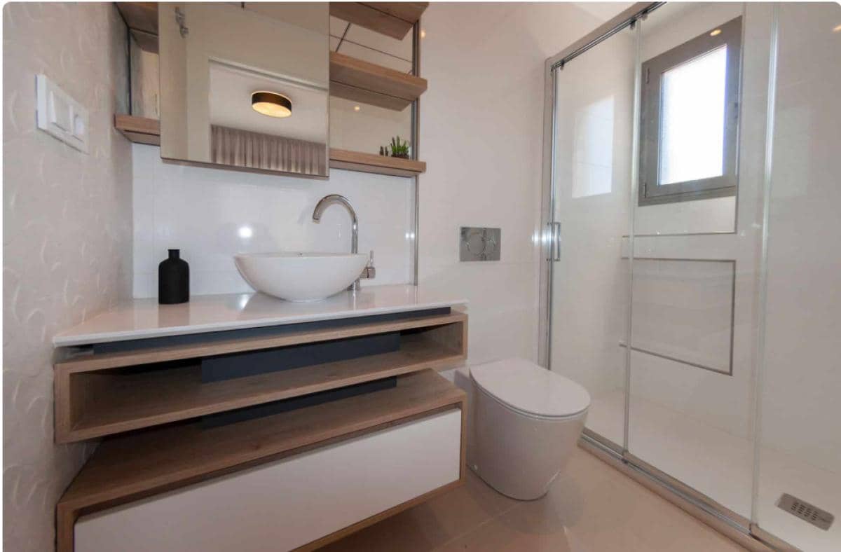 3 sypialnia Willa na sprzedaż w Los Alcazares z basenem - 479 951 € (Ref: 9920702)