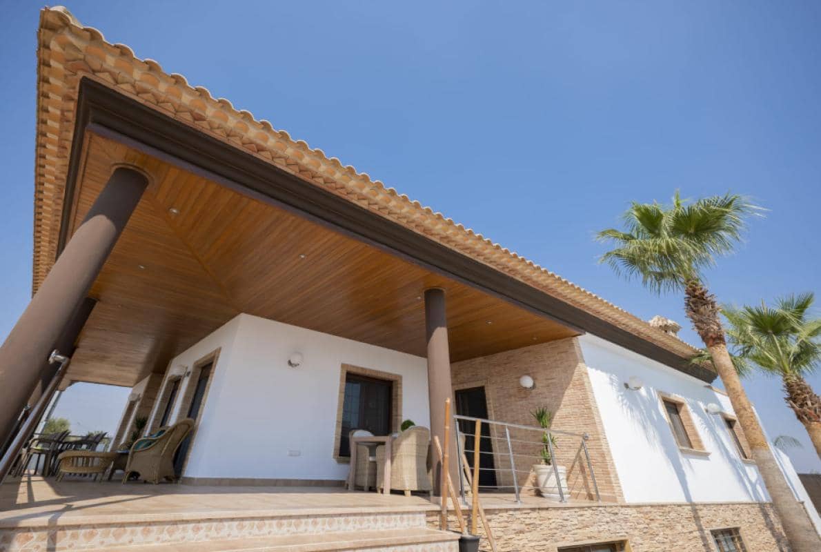 Chalet de 4 habitaciones en Avileses en venta con piscina garaje - 1.350.000 € (Ref: 9920703)