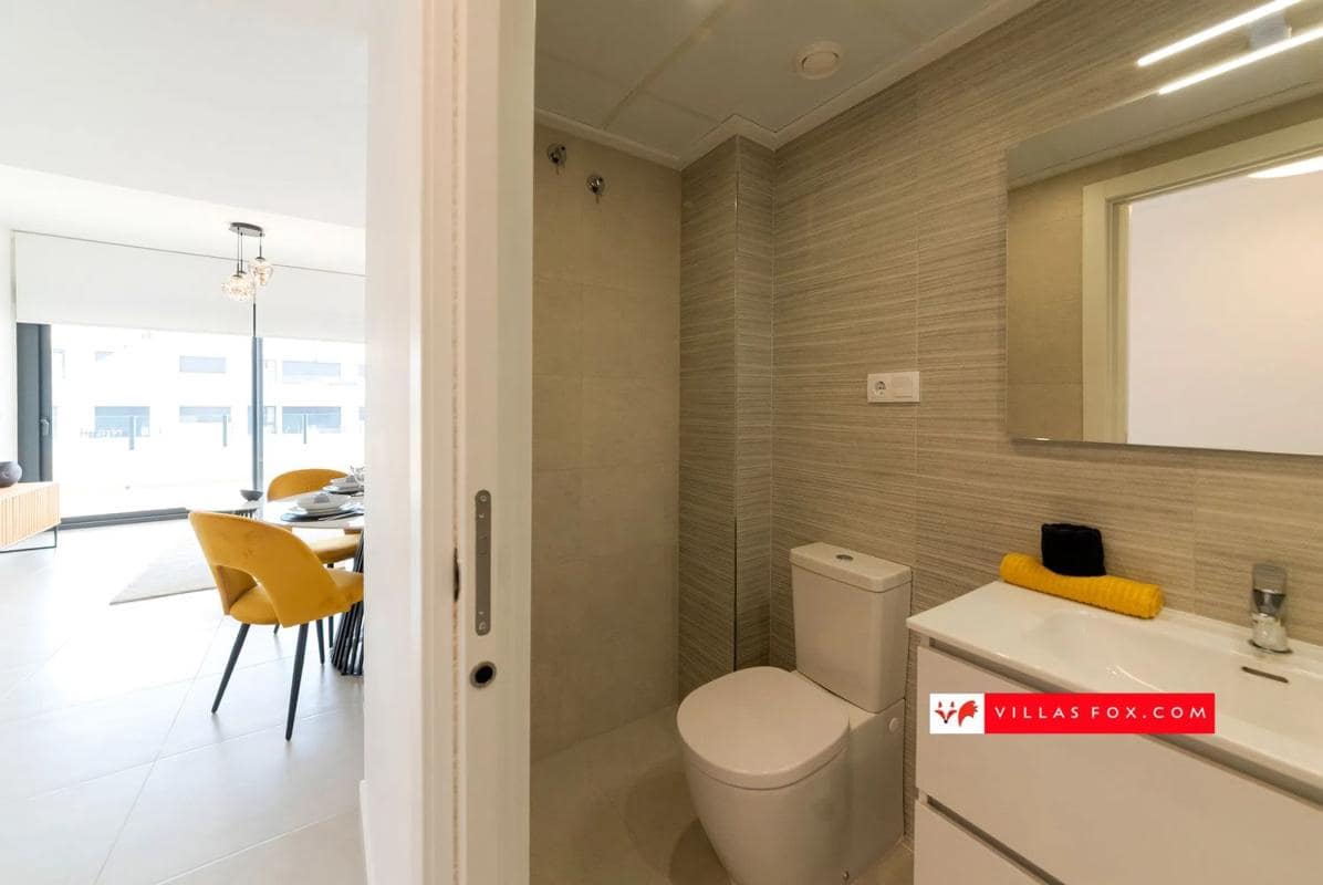2 makuuhuone Huoneisto myytävänä paikassa San Miguel de Salinas mukana uima-altaan - 245 000 € (Ref: 9920743)