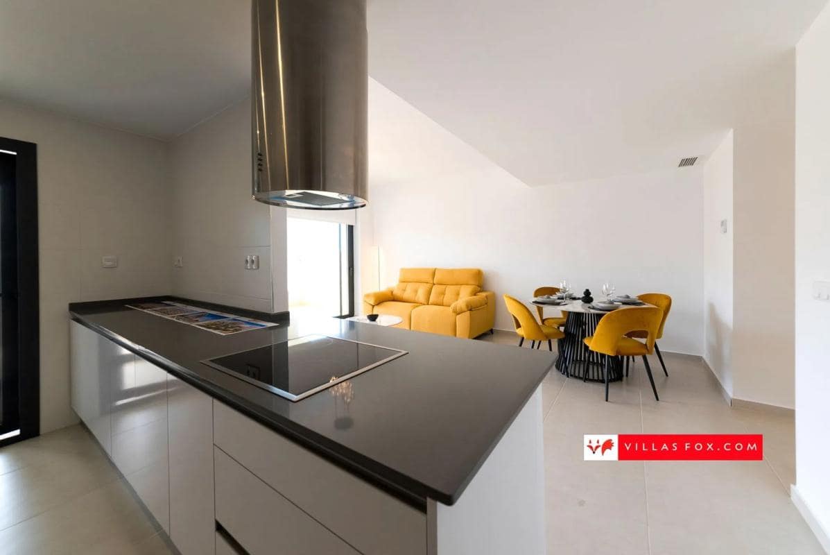 2 makuuhuone Huoneisto myytävänä paikassa San Miguel de Salinas mukana uima-altaan - 245 000 € (Ref: 9920743)