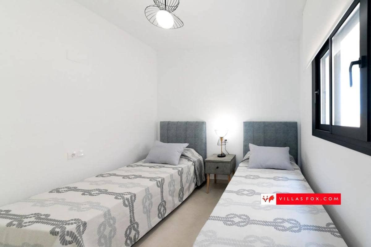2 makuuhuone Huoneisto myytävänä paikassa San Miguel de Salinas mukana uima-altaan - 245 000 € (Ref: 9920743)