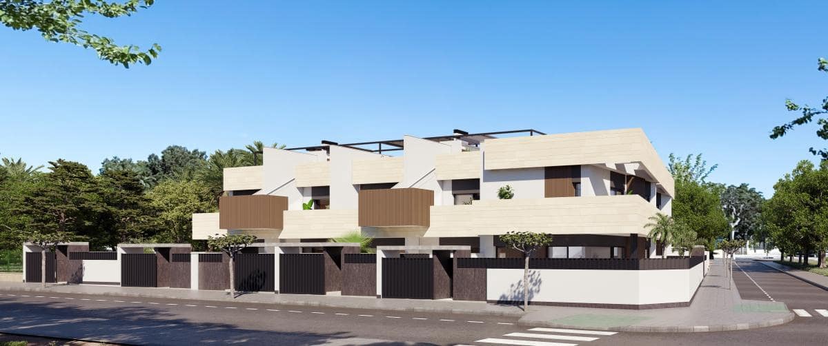 Chalet de 3 habitaciones en Pilar de la Horadada en venta con piscina - 659.000 € (Ref: 9920764)