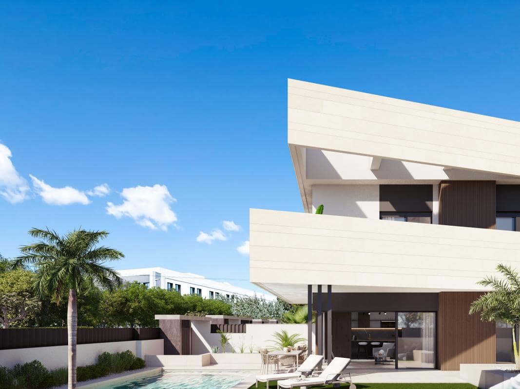 Chalet de 3 habitaciones en Pilar de la Horadada en venta con piscina - 659.000 € (Ref: 9920764)
