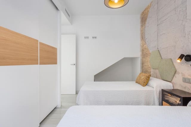 3 soverom Villa til salgs i Los Montesinos med svømmebasseng - € 485 000 (Ref: 9920775)