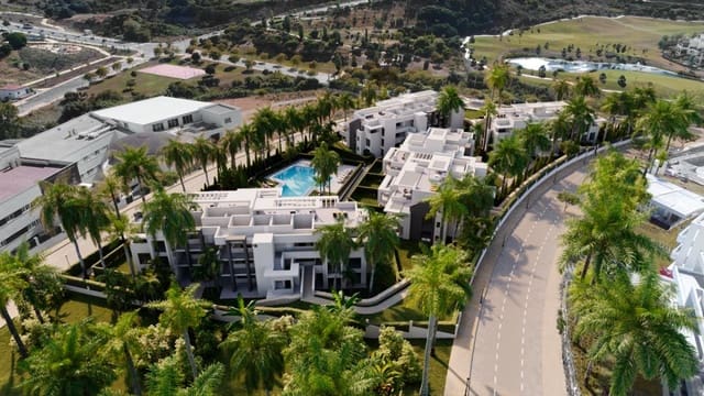 2 sypialnia Apartament na sprzedaż w Guadalobón, Estepona z basenem garażem - 399 000 € (Ref: 9920799)