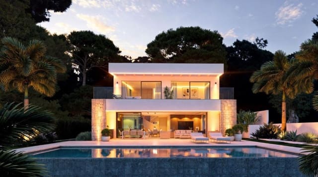 4 bedroom Villa for sale in Moraira, Teulada-Moraira with pool - € 2,300,000 (Ref: 9920806)