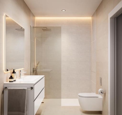 3 slaapkamer Appartement te koop in Zona Puerto Deportivo, Fuengirola met zwembad - € 545.000 (Ref: 9920826)